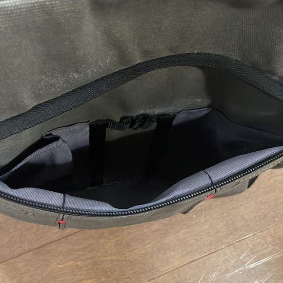 Petunia Pickle Bottom diaper bag - Picture 9 of 10